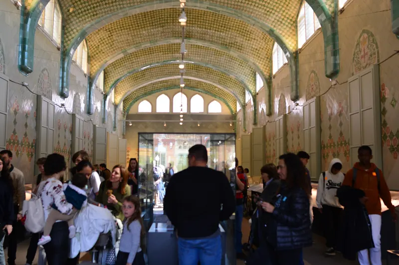 Im restaurierten Krankensaal des Sant-Rafael-Pavillons